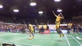 杀球视频,揭秘羽毛球高手绝技的震撼瞬间