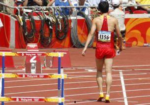 刘翔2008年奥运会视频,刘翔跨越时空的飞翔瞬间