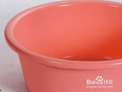 塑料盆裂了修补视频,轻松一招恢复如新